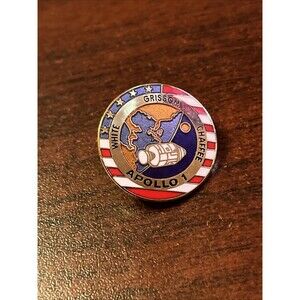 Apollo 1 Mission Chaffee Grissom White Space Shuttle NASA Lapel Hat Pin‎